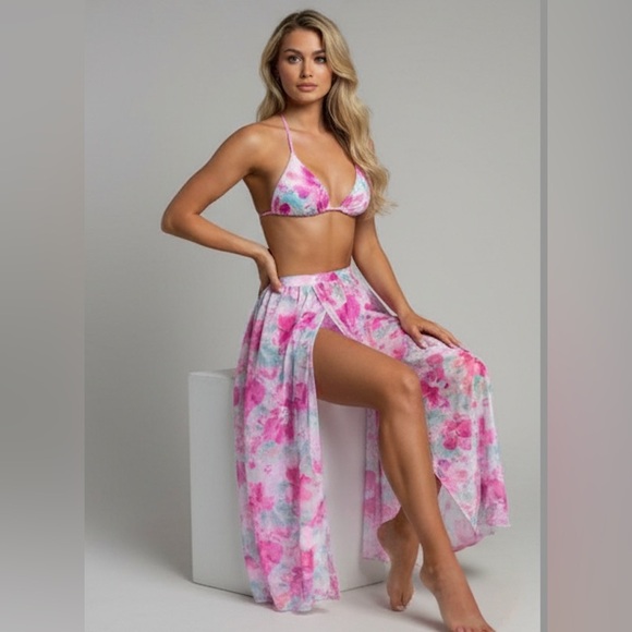 Flower Print  Bikini Swimsuit Set With Beach Skirt - Picture 4 of 11